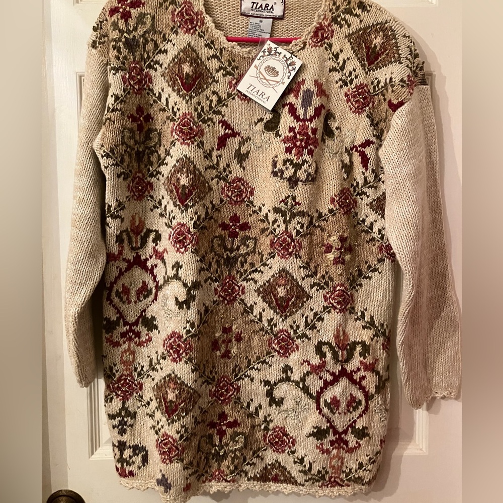 Vintage 1998 Tiara International Sweater M